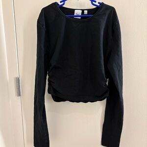 Aritzia TNA Chill Malibu Cropped Longsleeve Medium Black